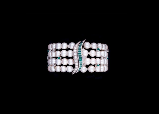 Emerald & pearl bracelet