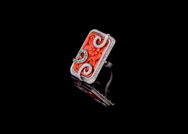 Emerald & coral ring